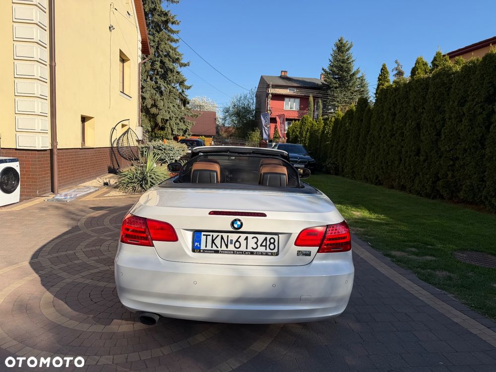 BMW Seria 3 320i Edition Exclusive - 26