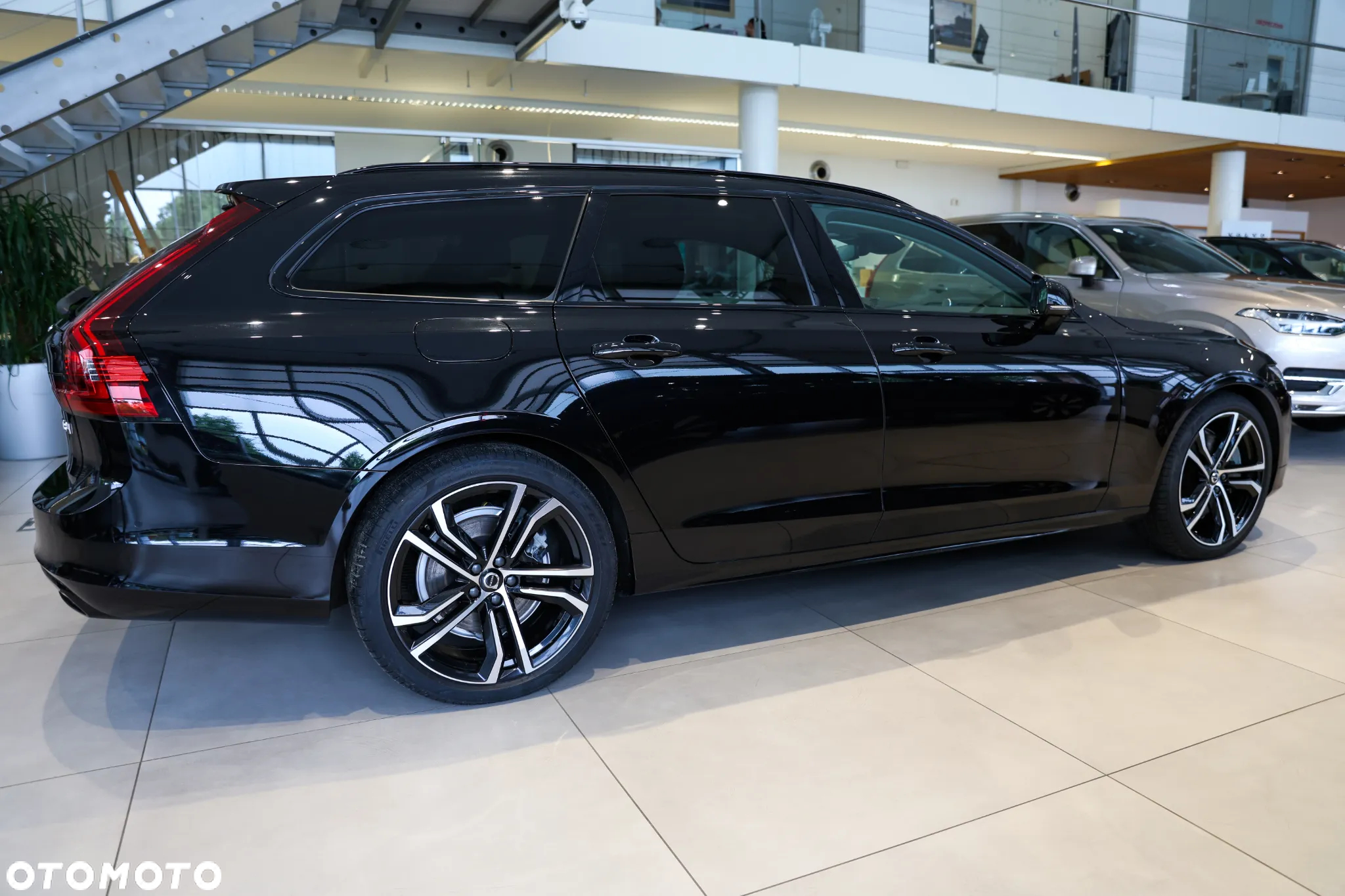 Volvo V90 - 4