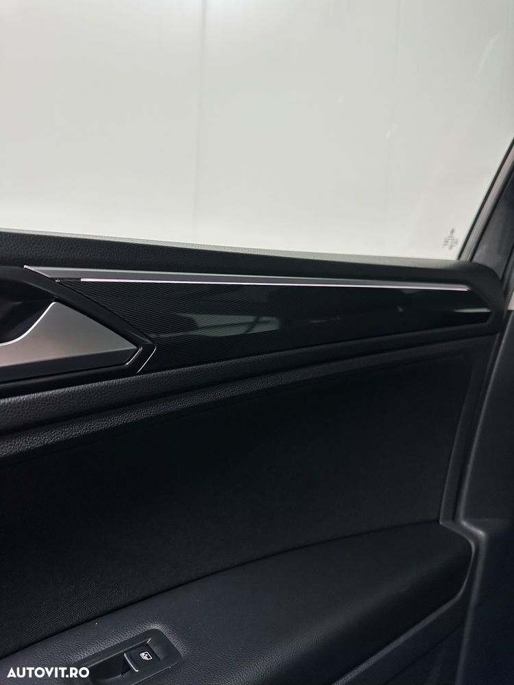 Volkswagen Tiguan 2.0 TDI SCR 4MOTION DSG Highline - 32