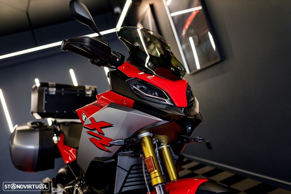 BMW F 900 XR 4R90 - 6