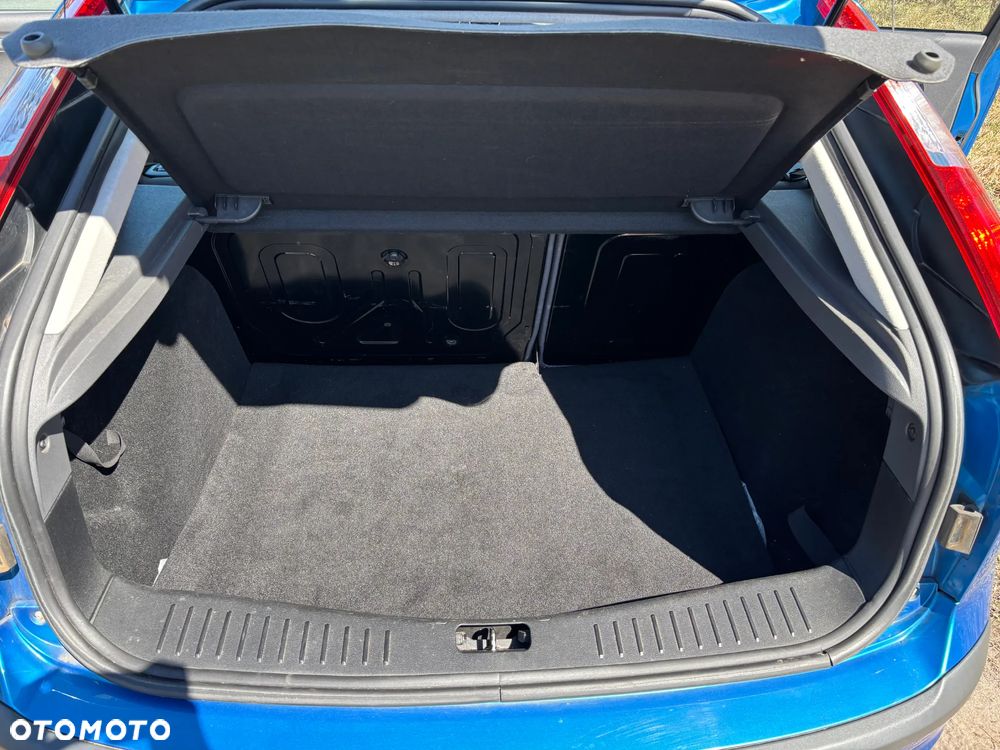 Ford Focus 1.6 Ti-VCT Style - 19