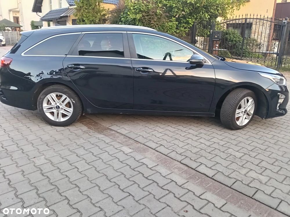 Kia Ceed - 15