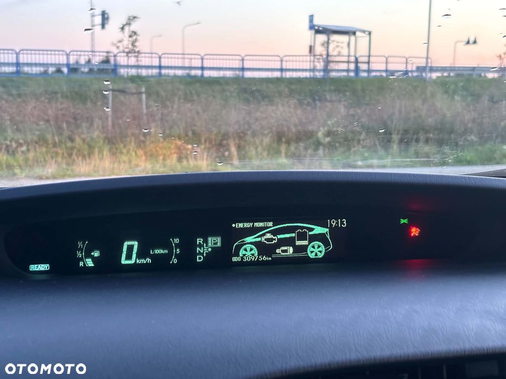 Toyota Prius - 9