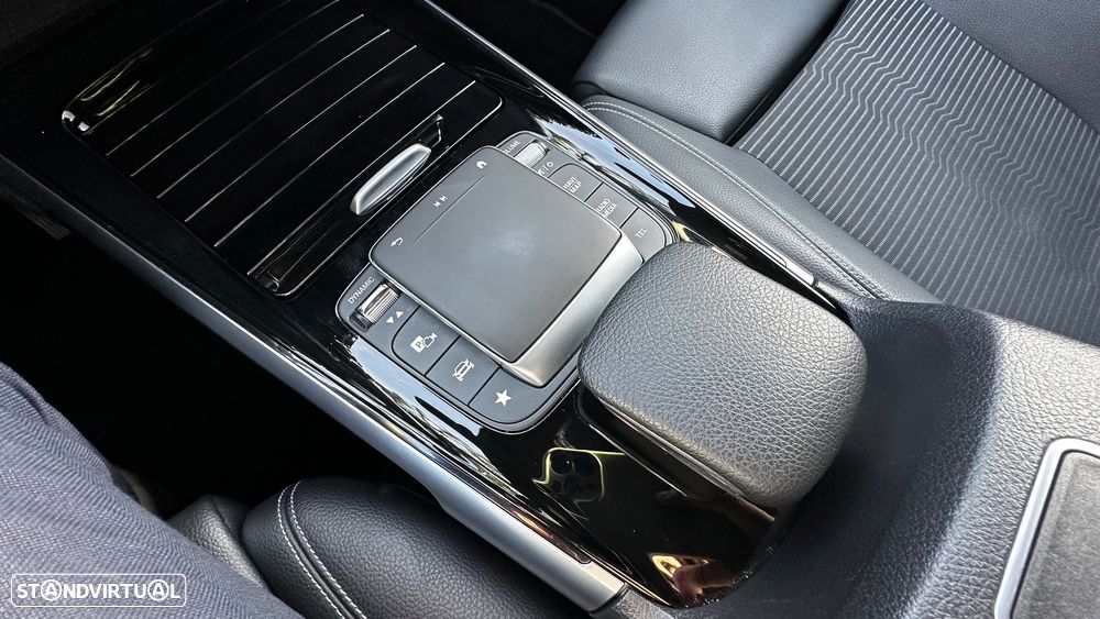 Mercedes-Benz GLB 180 d Progressive - 54