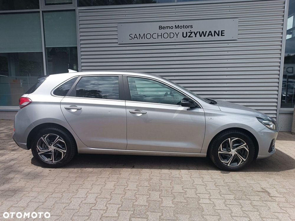 Hyundai i30 1.5 T-GDI 48V Smart - 8