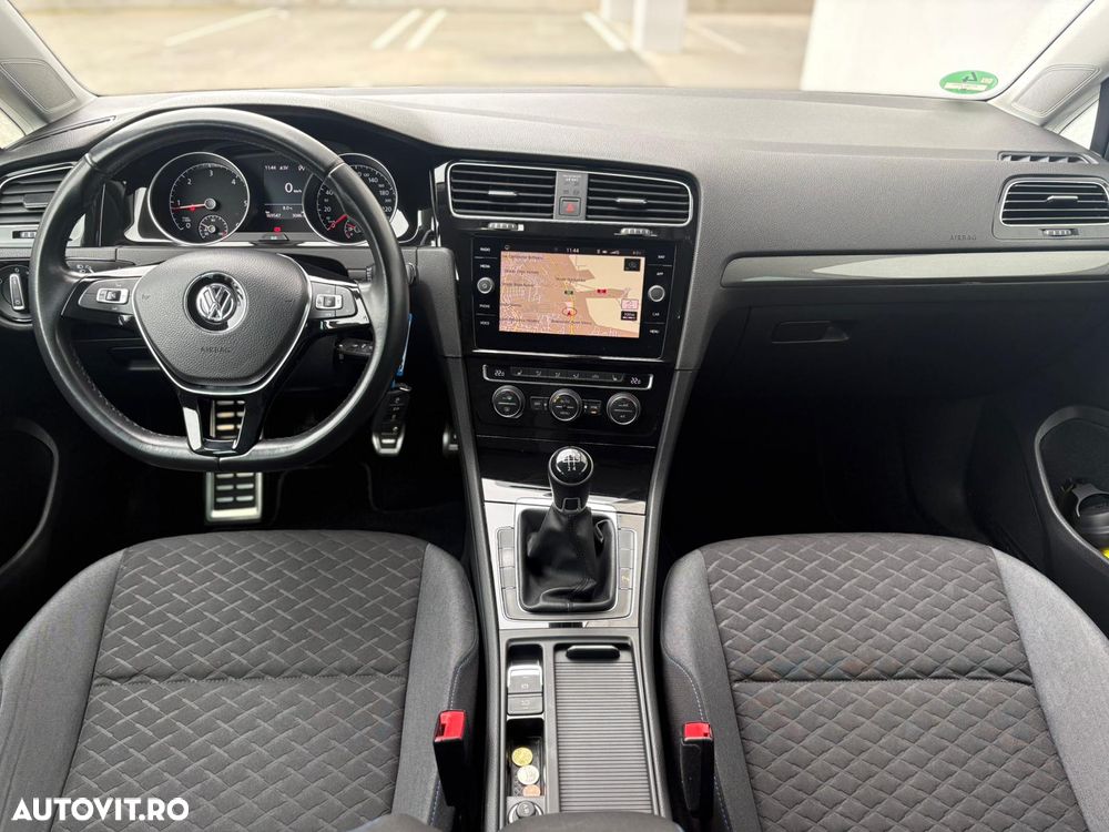 Volkswagen Golf 1.6 TDI Join - 5