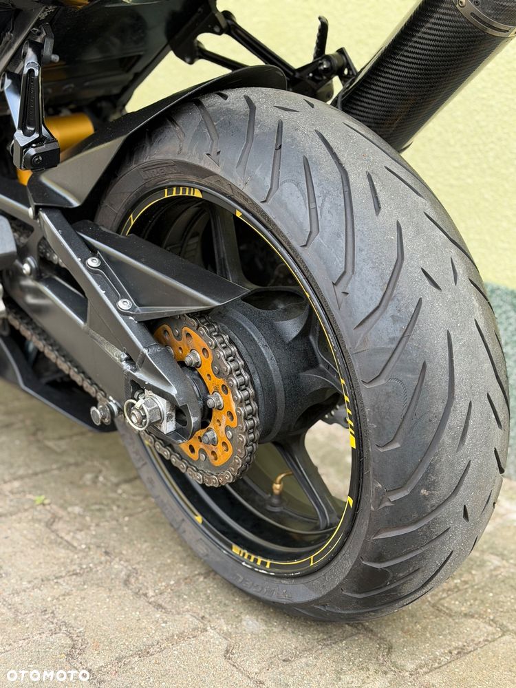 Kawasaki ZXR - 22