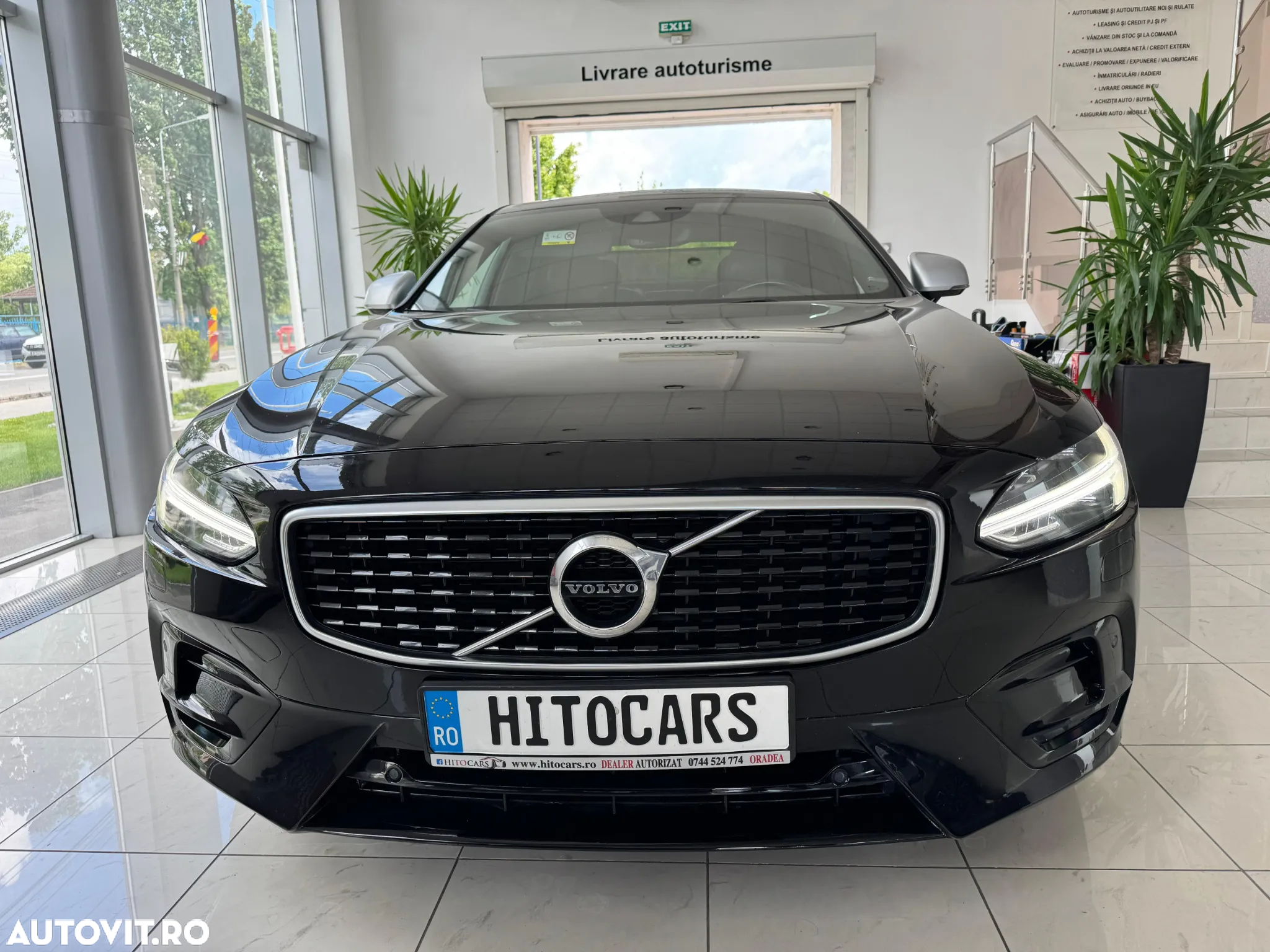 Volvo S90 D5 AWD R-Design - 2