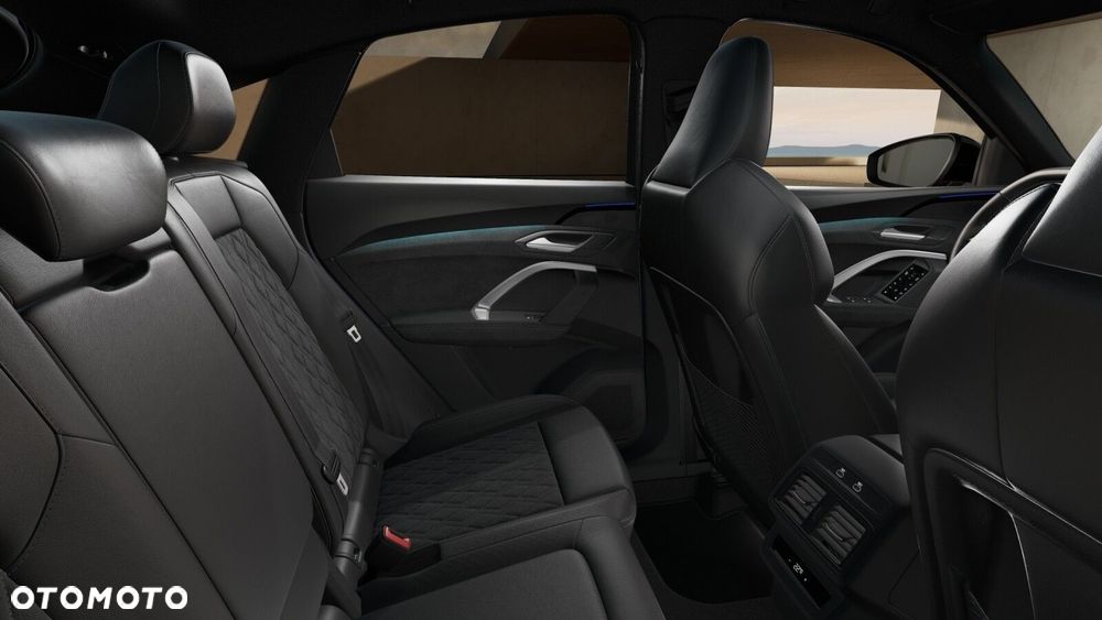 Audi Q5 Sportback - 13