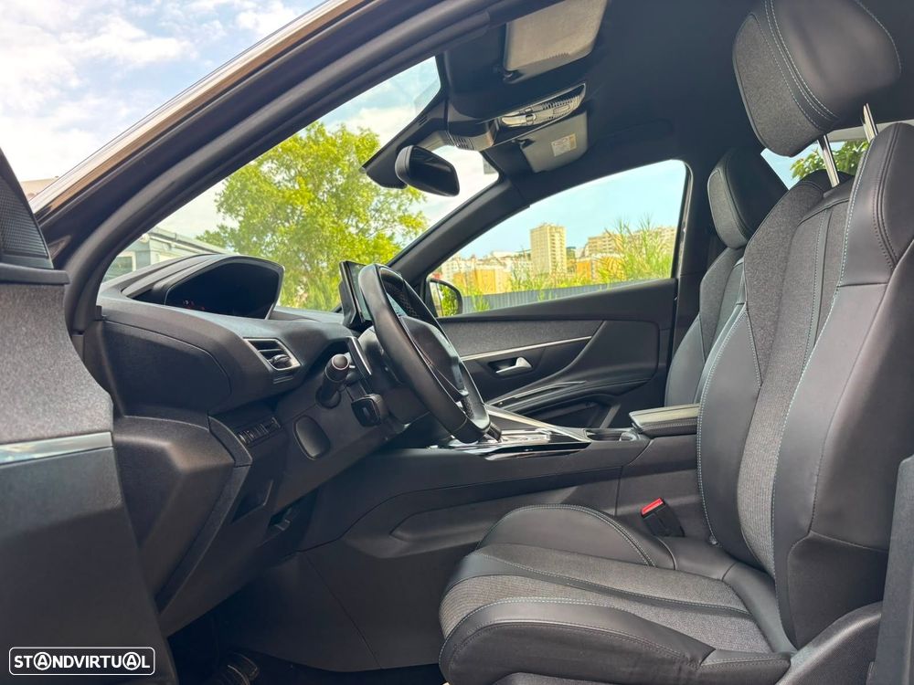 Peugeot 3008 1.5 BlueHDi Allure EAT8 - 18