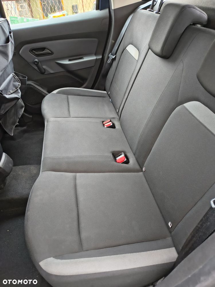 Dacia Duster 1.6 SCe Access S&S - 10