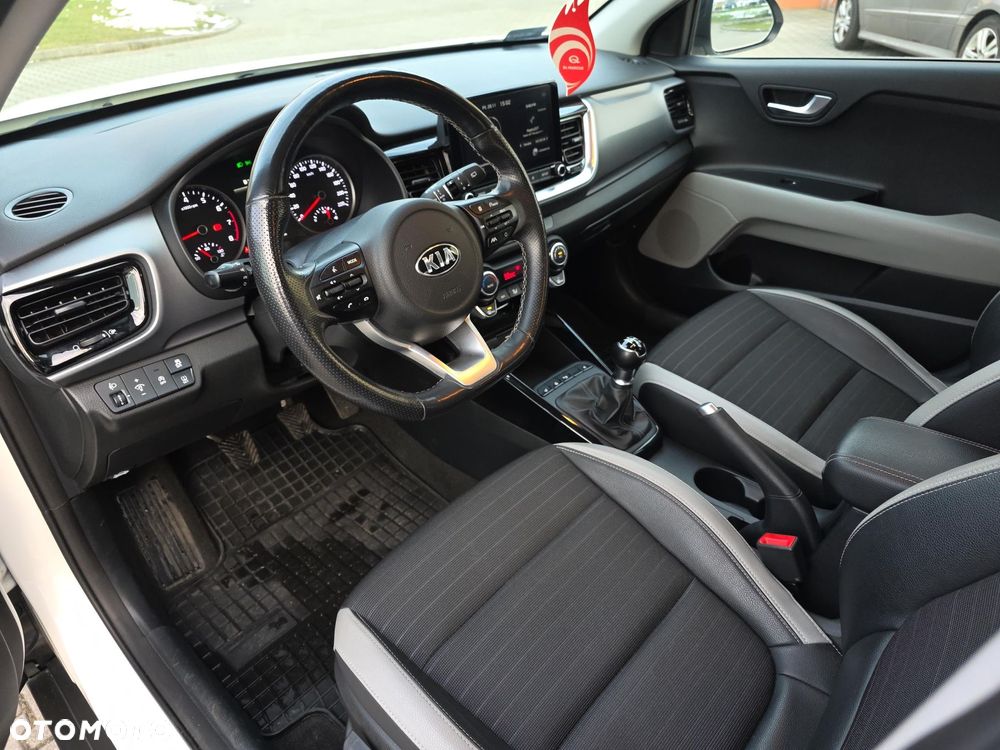 Kia Stonic 1.2 L Business Line - 9