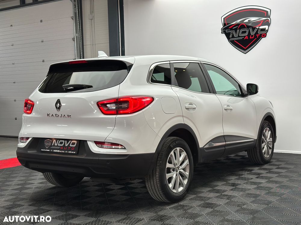 Renault Kadjar BLUE dCi 115 BUSINESS EDITION - 4