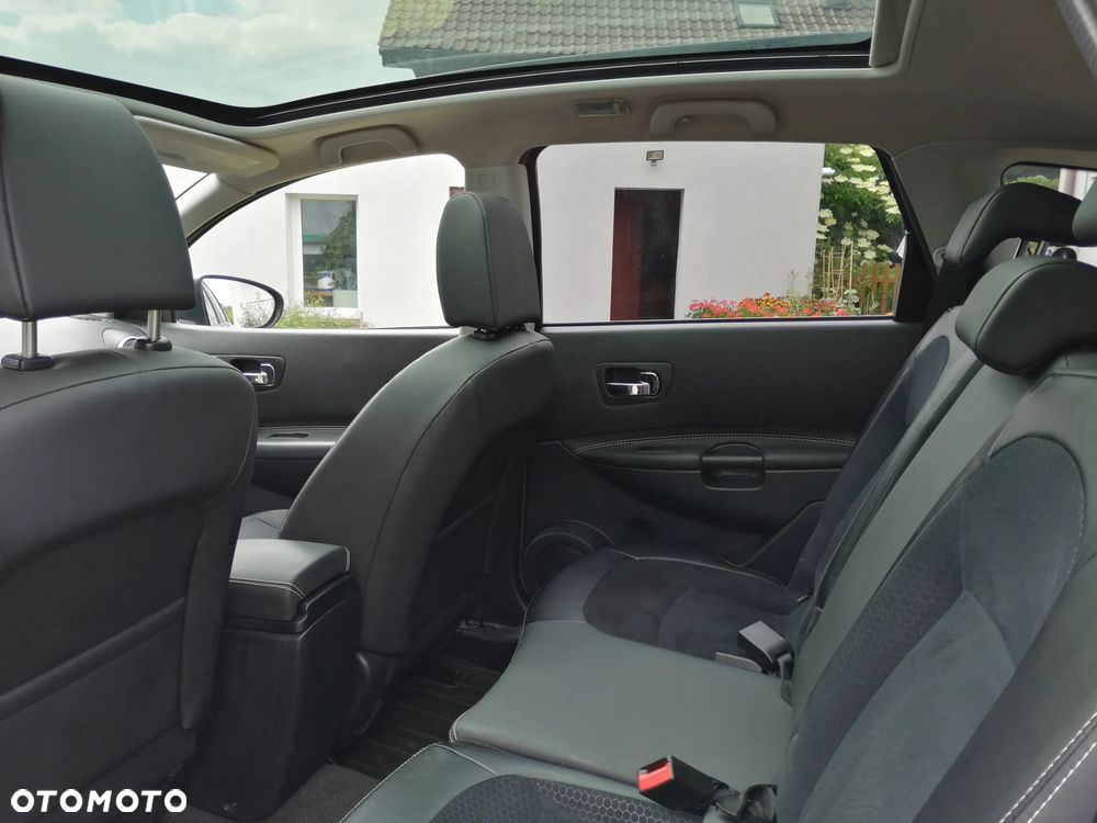 Nissan Qashqai+2 - 10