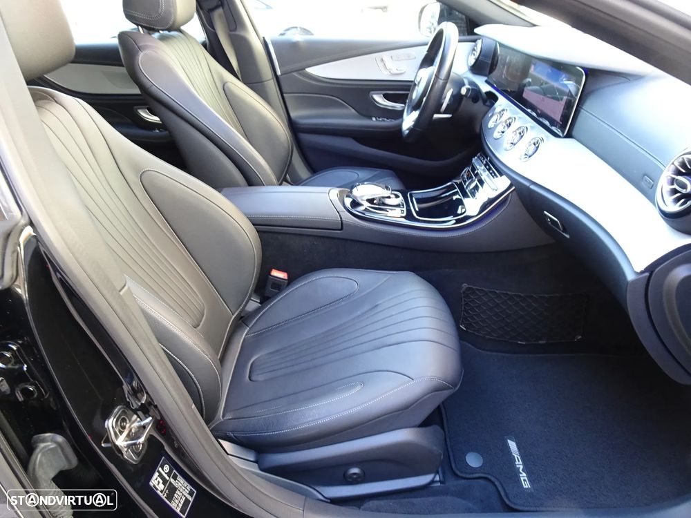 Mercedes-Benz CLS 300 d AMG Line - 32