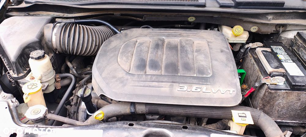 Chrysler Town & Country 3.6 Touring - 7