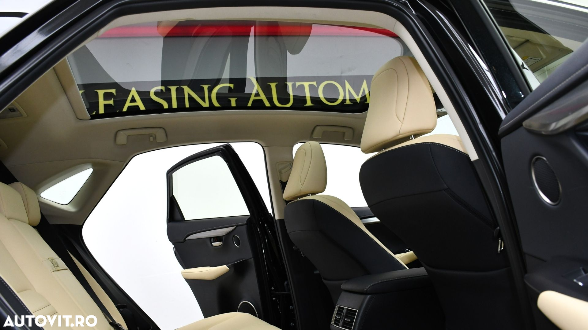 Lexus Seria NX 300h AWD Luxury - 13