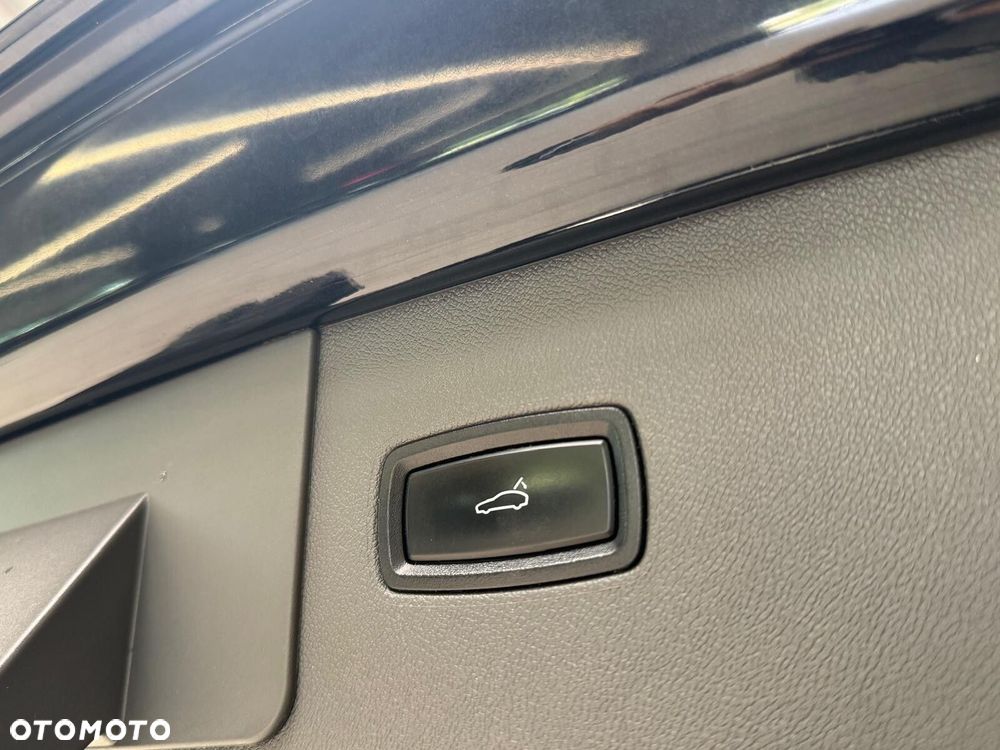 Porsche Cayenne - 24