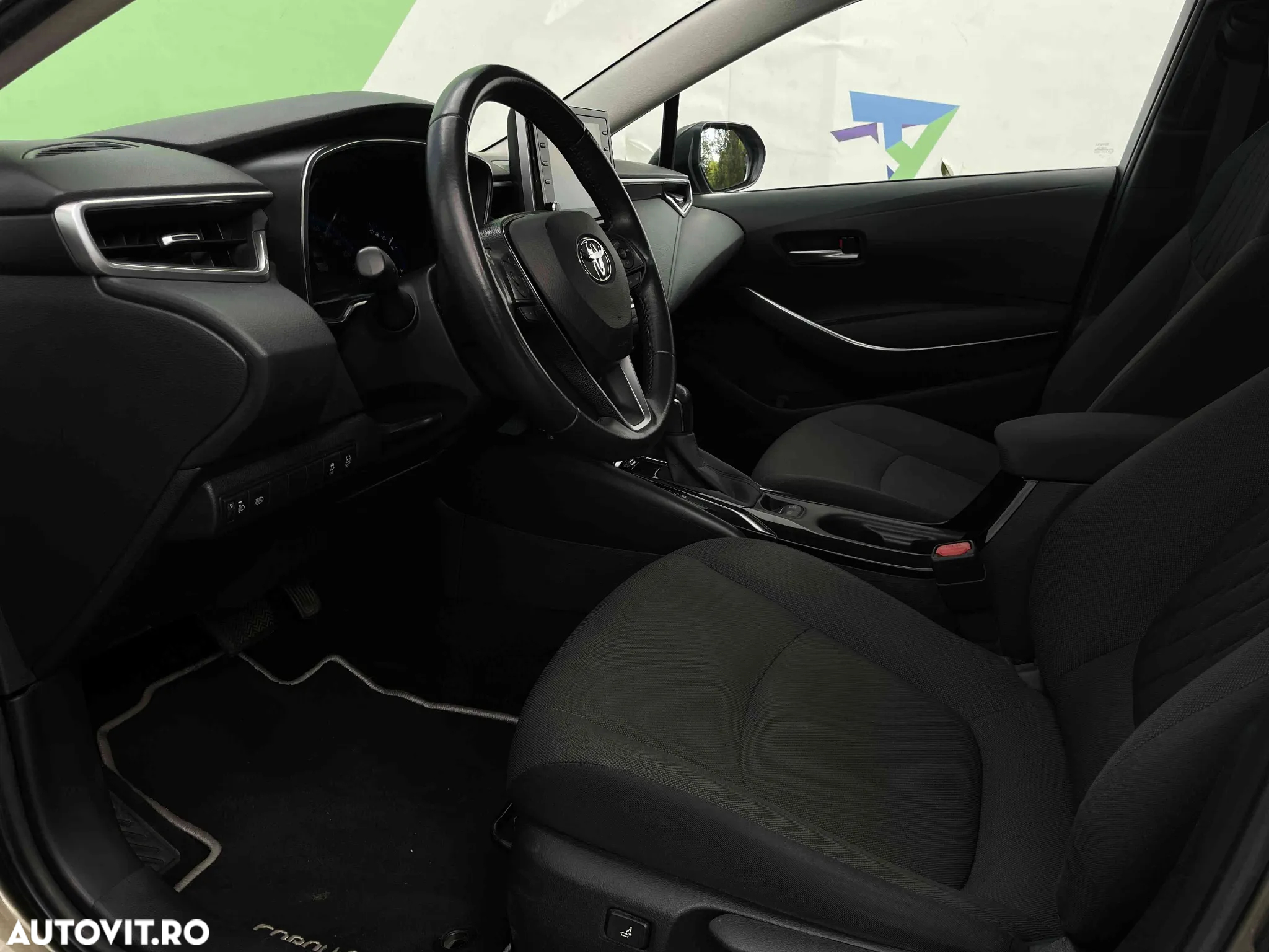 Toyota Corolla - 14