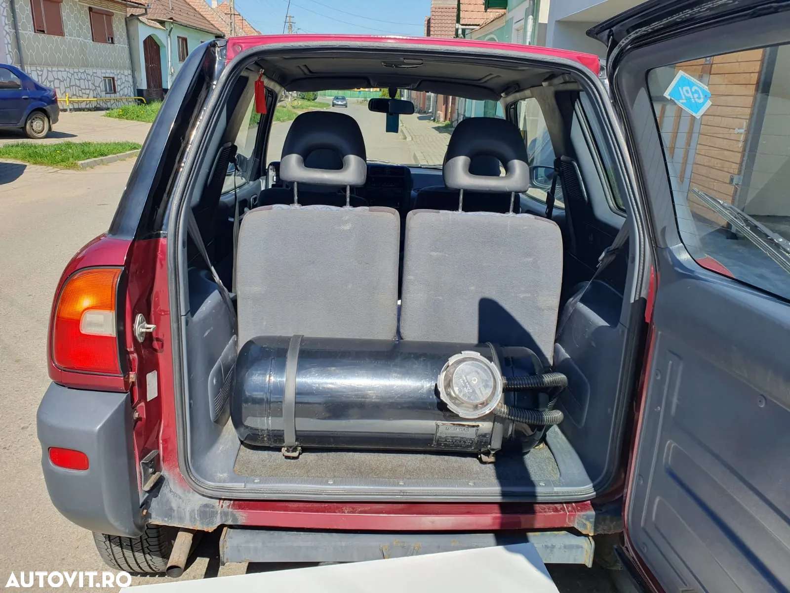 Toyota RAV4 - 5