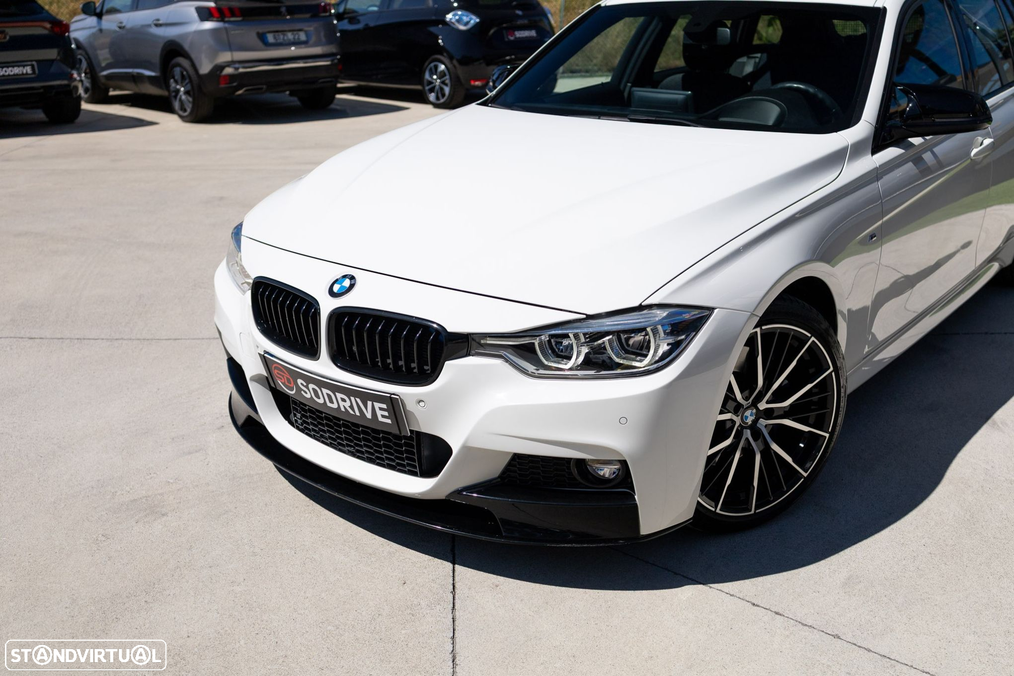 BMW 330 d Touring xDrive Pack M - 8