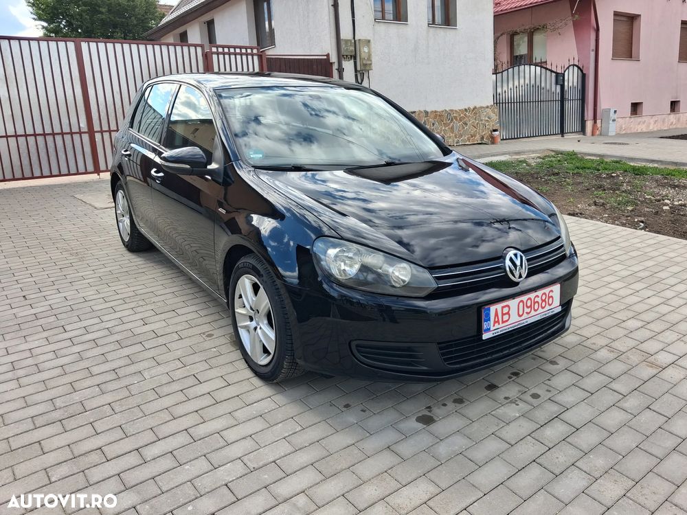 Volkswagen Golf 1.4 TSI Individual - 11