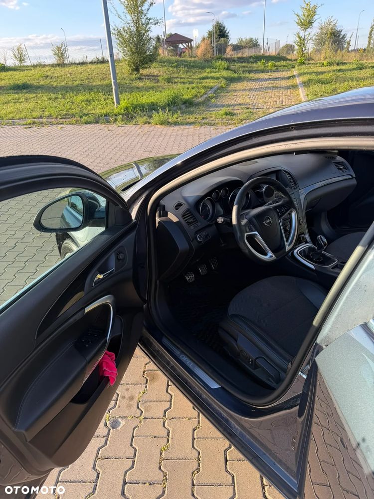 Opel Insignia 2.0 CDTI Cosmo - 11