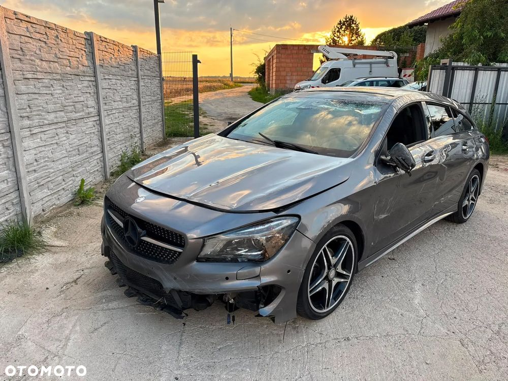 Mercedes-Benz CLA 200 d 7G-DCT AMG Line - 39