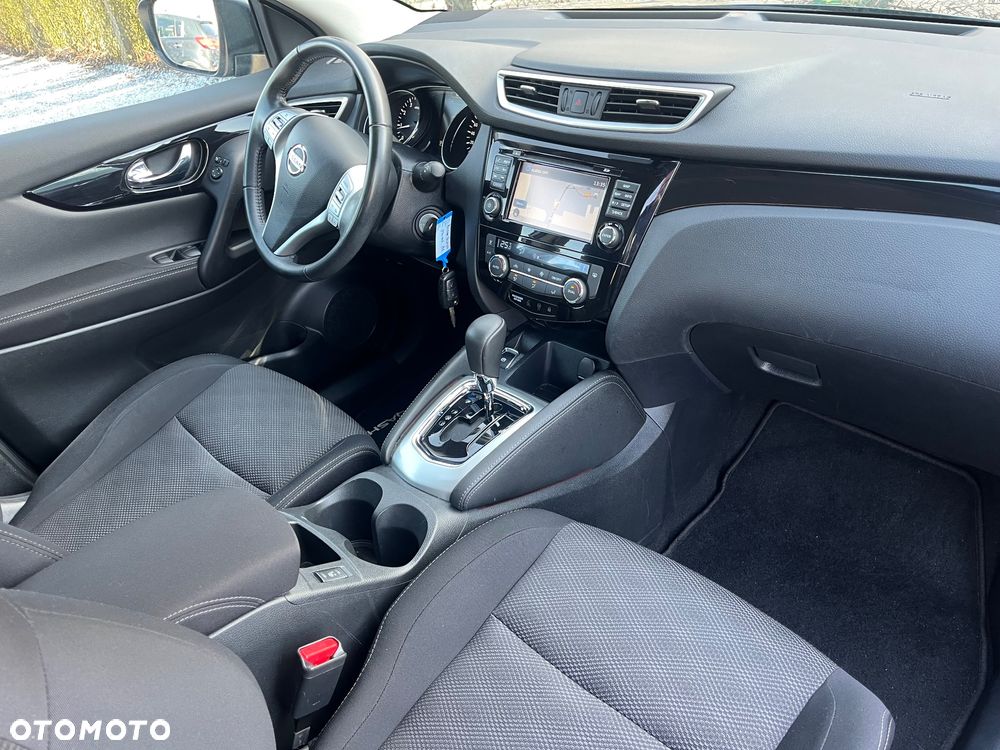 Nissan Qashqai 1.2 DIG-T Xtronic ACENTA - 9