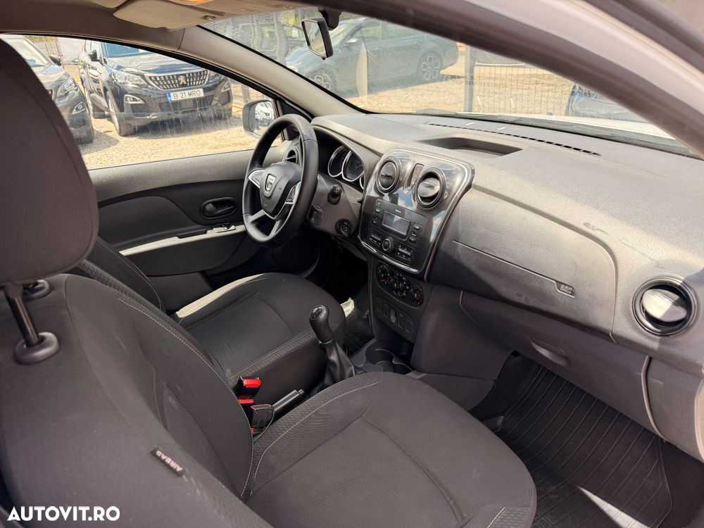 Dacia Logan SCe 65 Essential - 9
