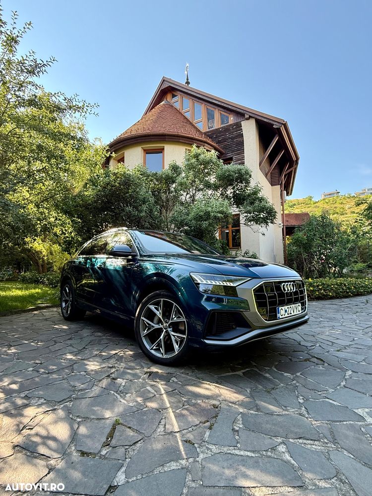 Audi Q8 - 1