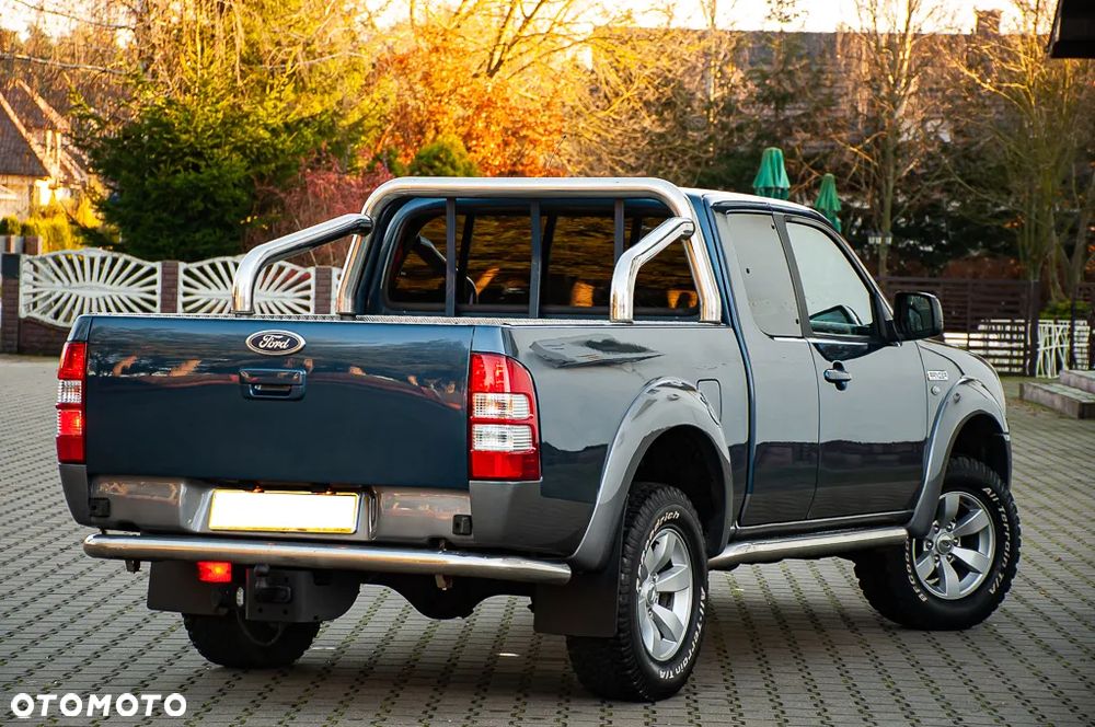 Ford Ranger XLT - 12