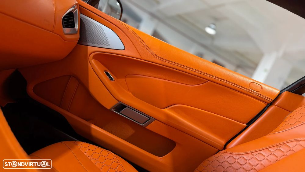 Aston Martin Vanquish Touchtronic 2 - 25