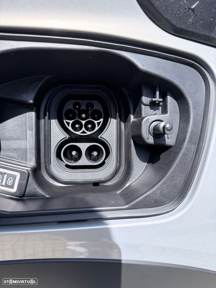 DS DS3 E-Tense Performance Line + - 28