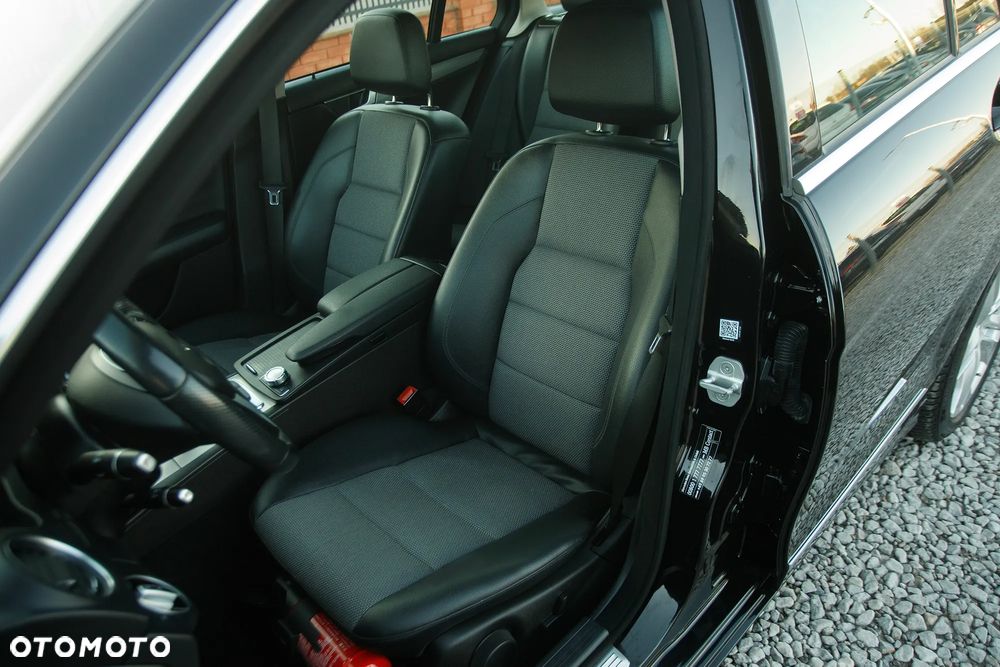 Mercedes-Benz Klasa C 200 (BlueEFFICIENCY) 7G-TRONIC Avantgarde - 18