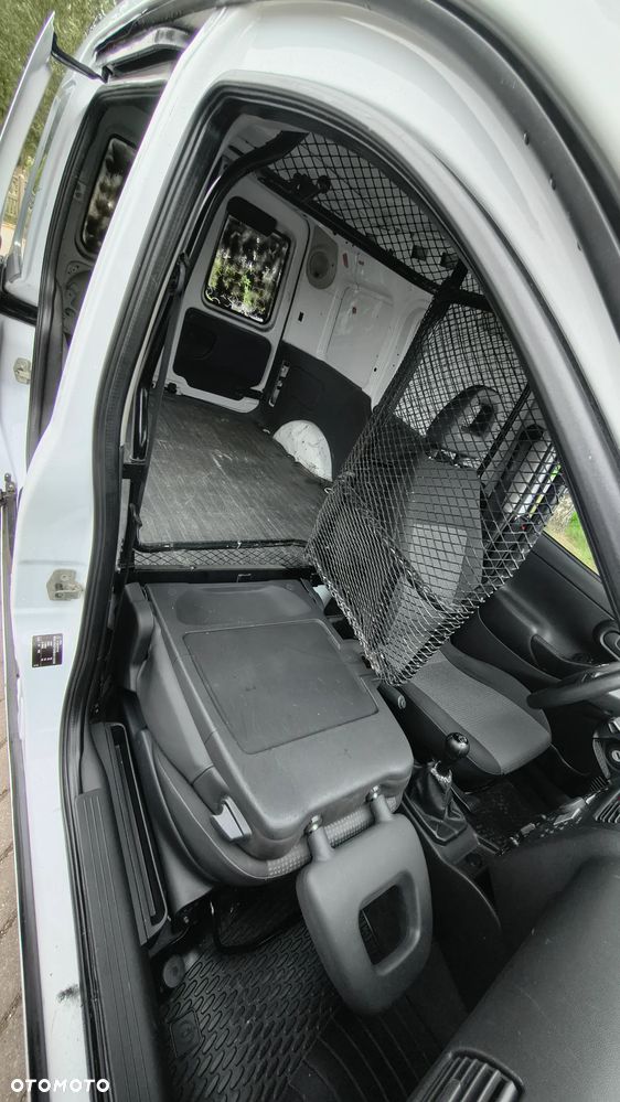 Opel Combo - 16