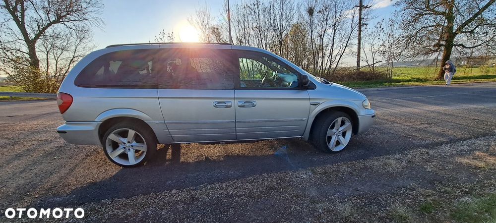Chrysler Grand Voyager 2.8 CRD Limited - 2