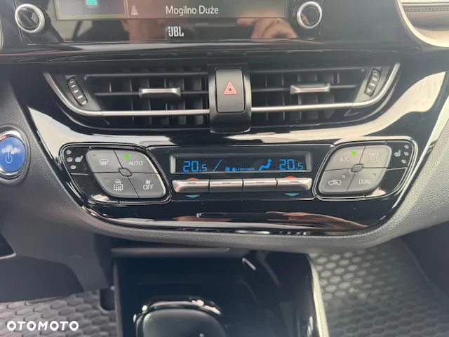 Toyota C-HR - 18
