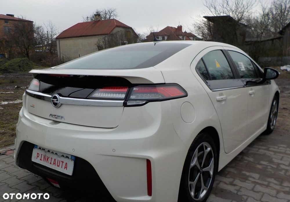 Opel Ampera - 12