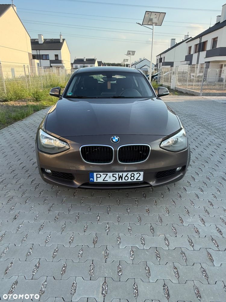BMW Seria 1 120d xDrive - 2