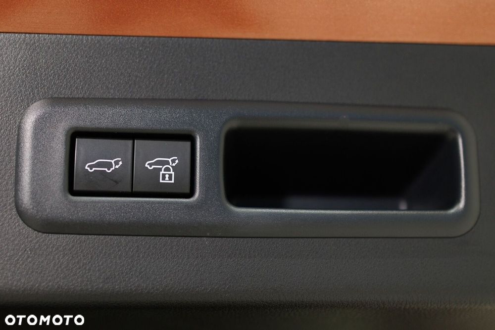 Lexus LBX 1.5 Hybrid Relax AWD - 19