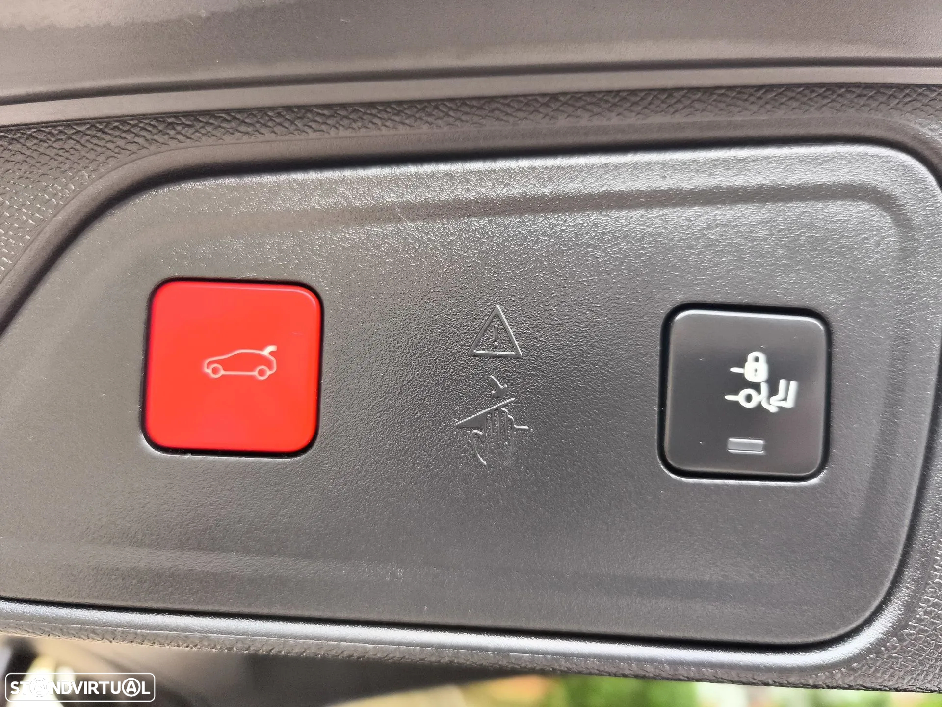 Peugeot 3008 1.6 Hybrid Allure e-EAT8 - 13