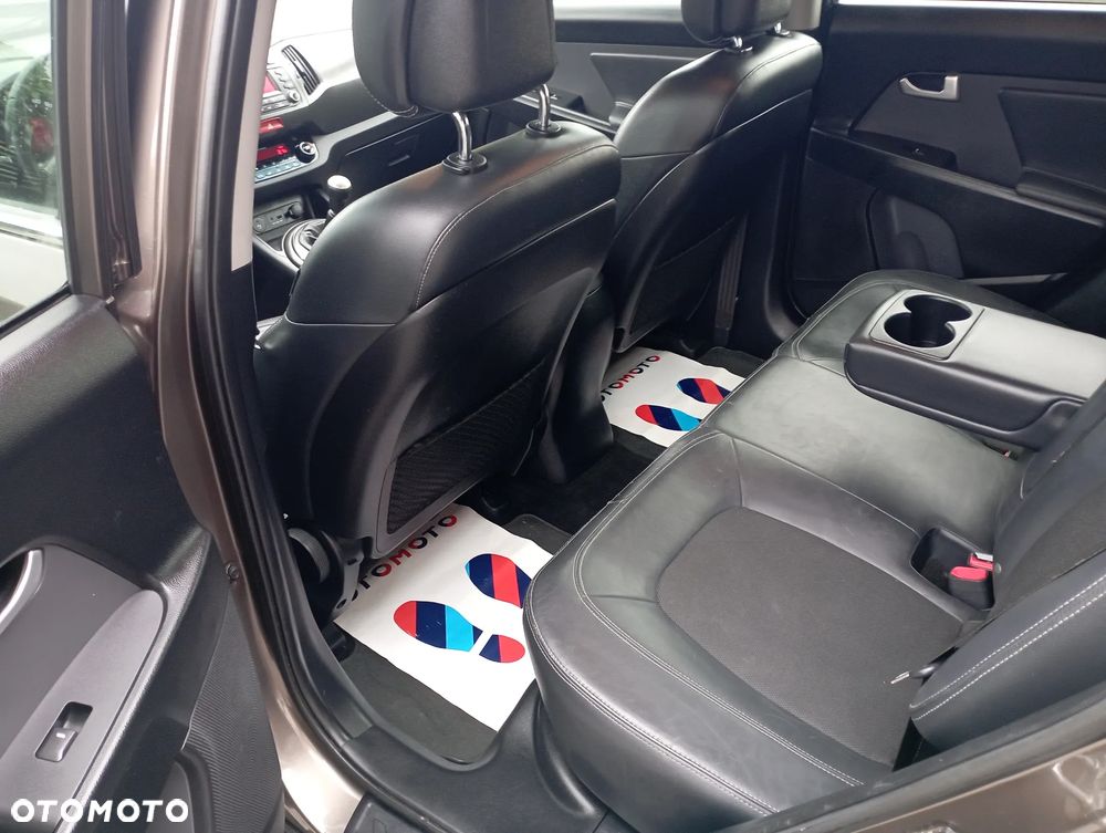 Kia Sportage 2.0 CVVT 2WD Attract - 19