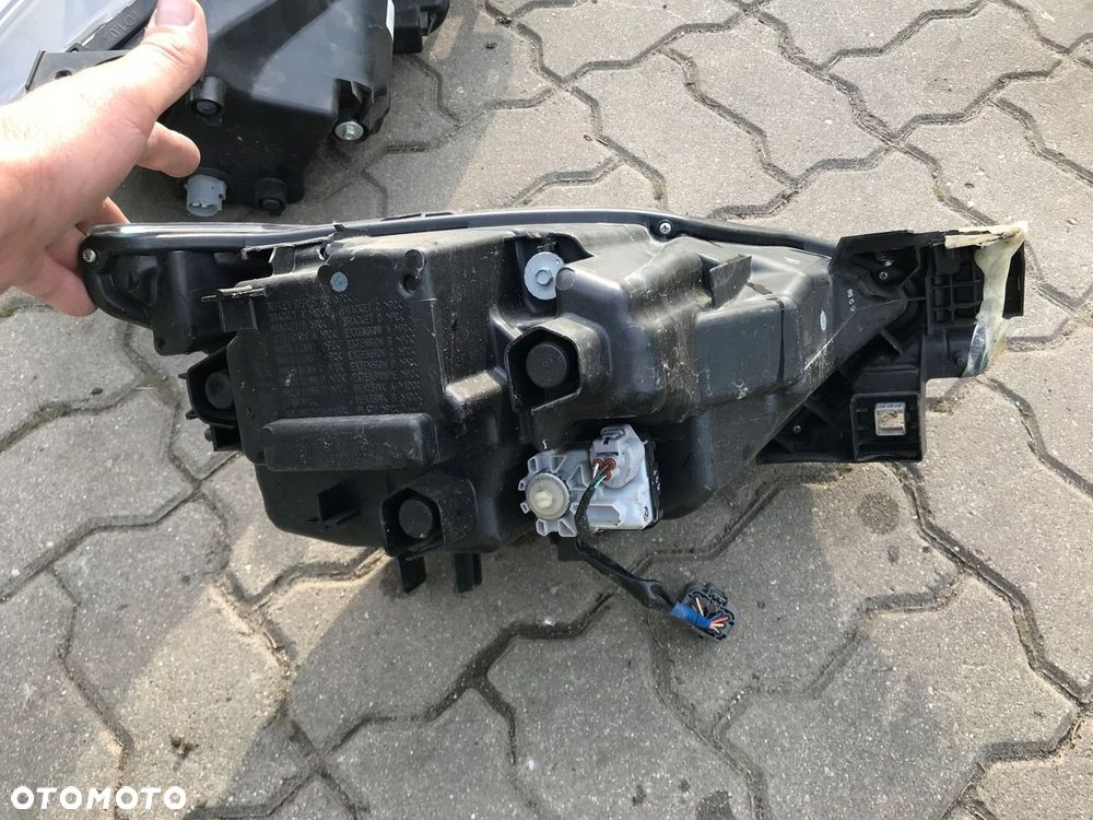 MAZDA CX3 LEWA LAMPA 10 PIN FUL LED D10E-51040 - 5