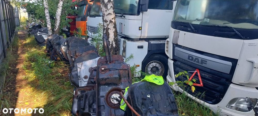 BAK ZBIORNIK PALIWA + POMPKA METALOWY TOYOTA COROLLA VERSO I 2.0 D4D - 4