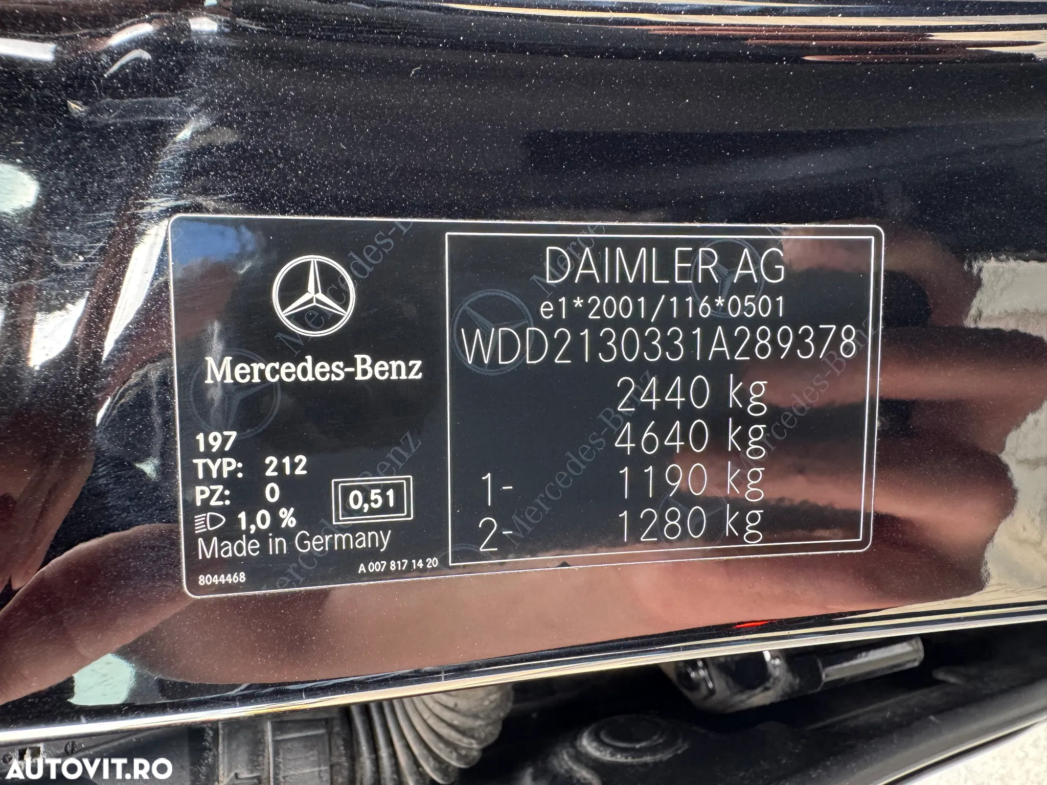 Mercedes-Benz E 350 D 4Matic 9G-TRONIC Avantgarde - 25