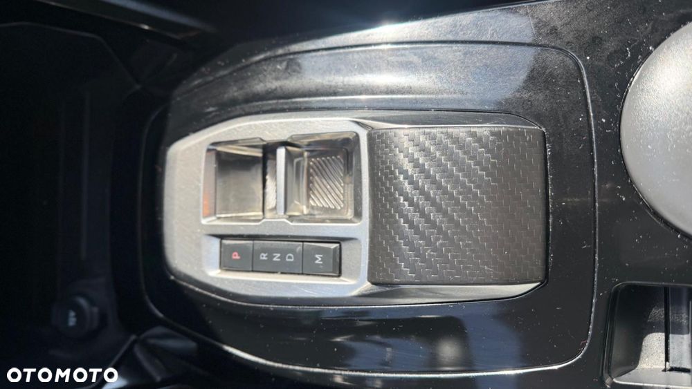 Peugeot 208 - 16