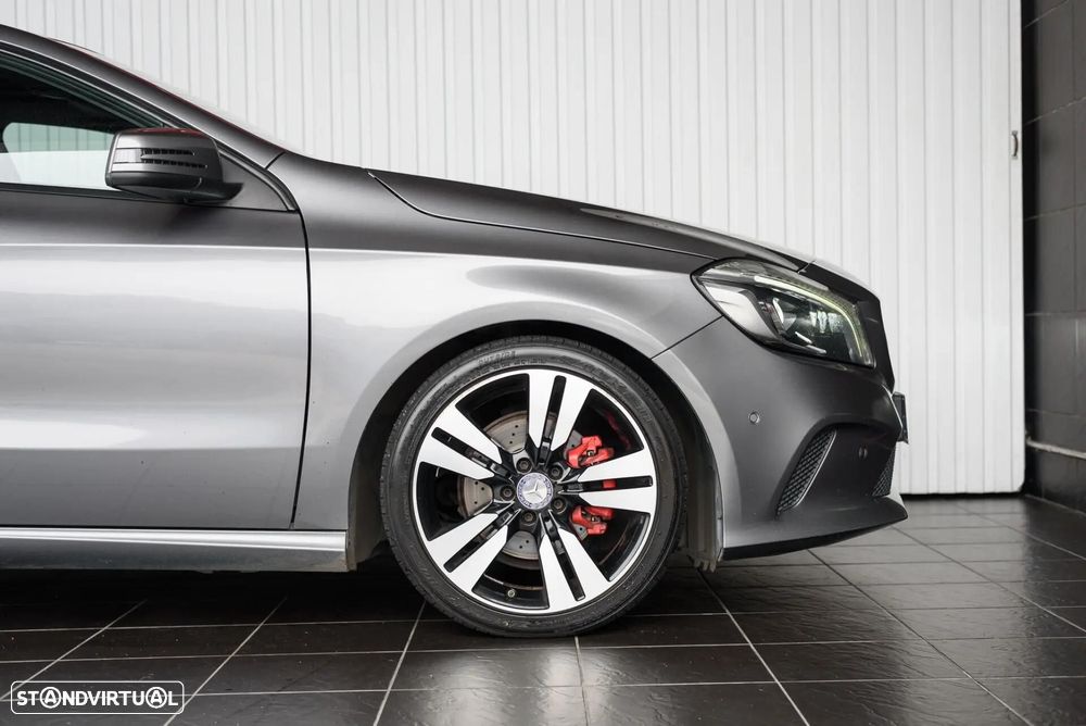 Mercedes-Benz A 200 d Style - 11