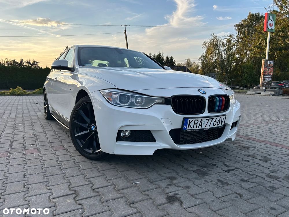 BMW Seria 3 328i xDrive - 2