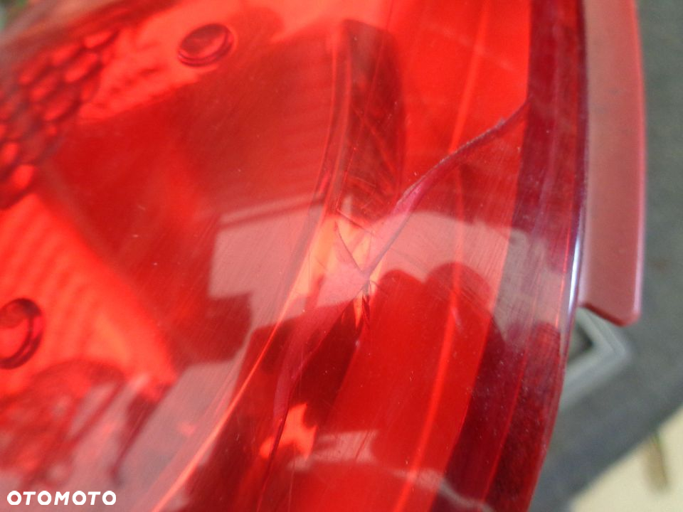 TOYOTA AYGO LAMPA TYŁ PRAWA EUROPA - 2